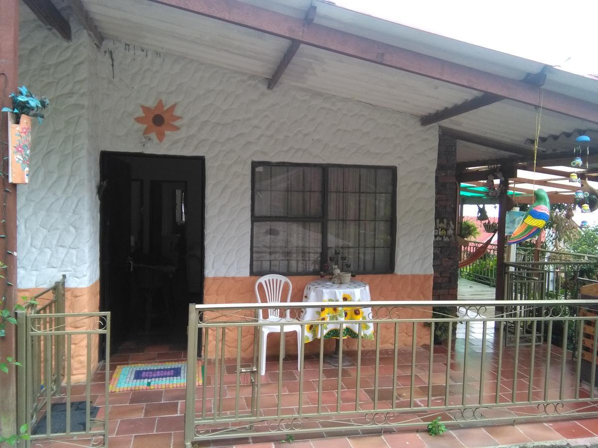 Casa Finca El Girasol Villa Guayabal de Siquima Ngoại thất bức ảnh