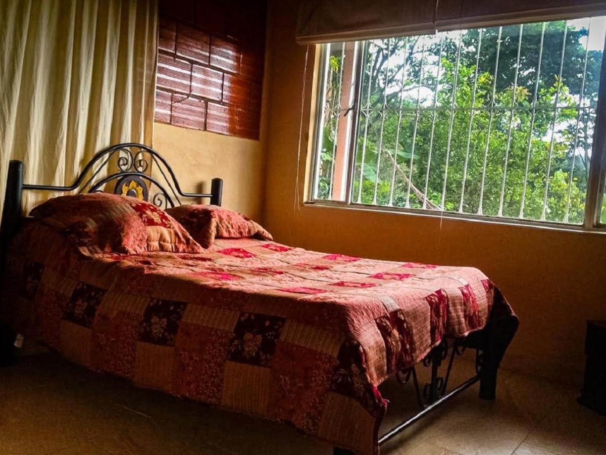 Casa Finca El Girasol Villa Guayabal de Siquima Ngoại thất bức ảnh